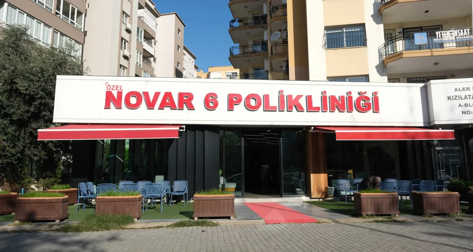 Novar Bayraklı polikliniği — Novar 6 Polikliniği binası